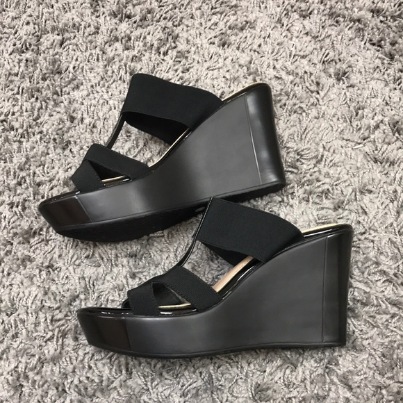 charles by charles david black wedges